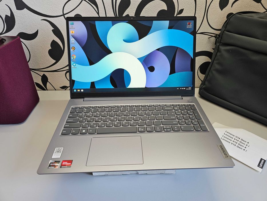 ПРОДАМ Lenovo V15 G4 Мощный Ноутбук Ryzen™5-7520U/8GB/256SSD/15.6"iPS.