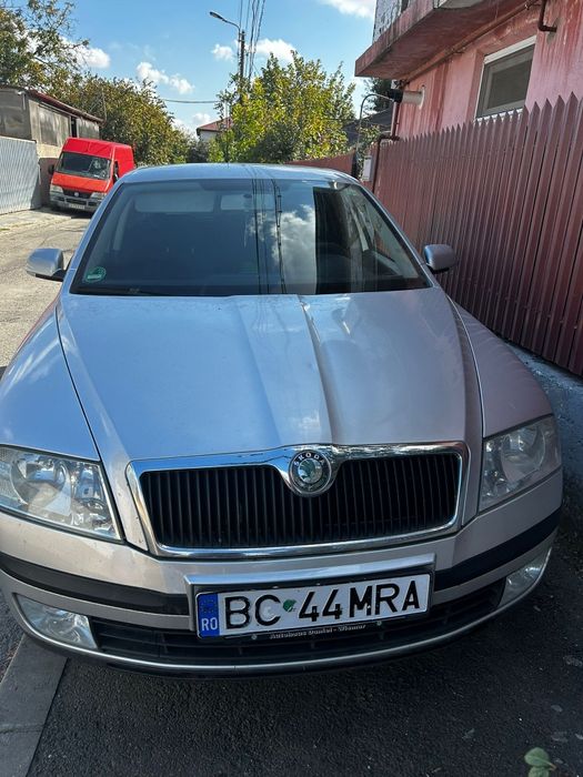 Închirieri auto uz personal și pentru livrari glovo tazz bolt food
