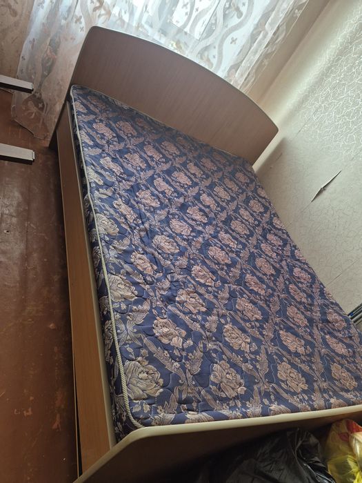 Продам кровать 160×200 недорого