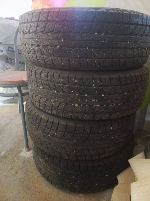 195 65 r15 состояние ближе к идеалу. 1 сезон эксплуатировал!