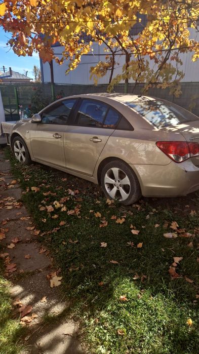 Chevrolet Cruze LS 1.8 benzina