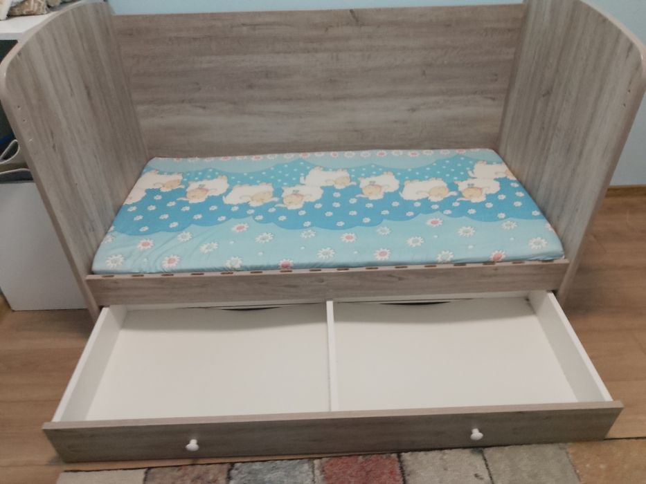 Детско легло с шкафче