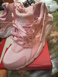 Nike huarach 36 kids