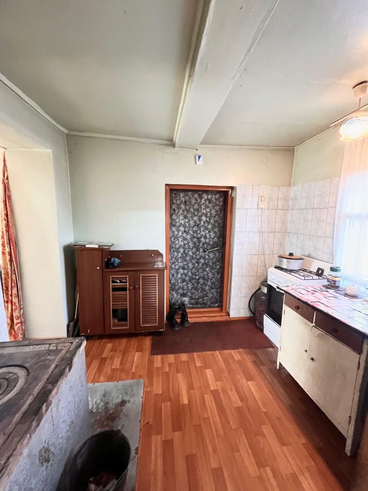 Продаётся 3х комнатный дом Попова
