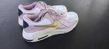 Nike dama.       .
