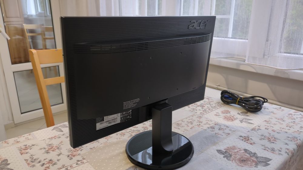 Acer K202HQL 19.5" LED монитор – отлично състояние, HD резолюция