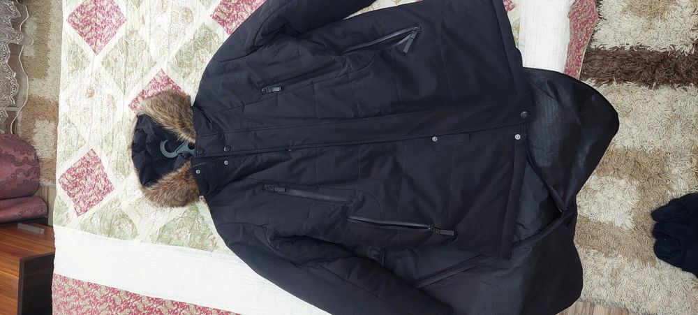 Продам мужской пуховик