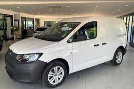 Volkswagen caddy cargo Muddatli tolovga beriladi yillik 15%