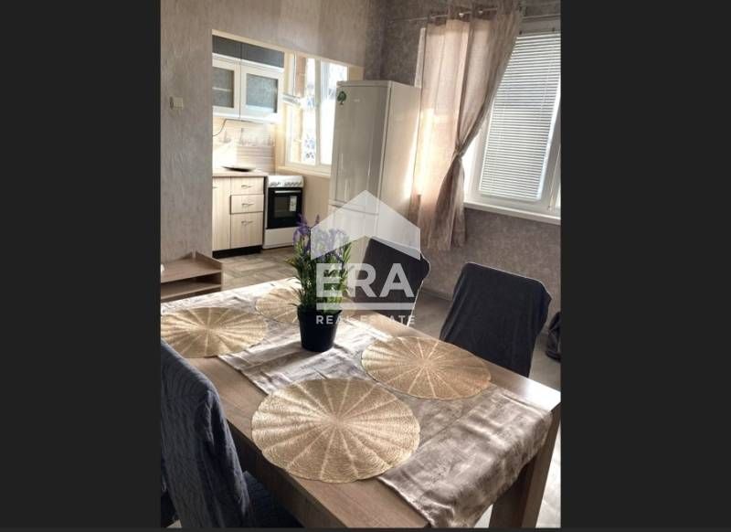 Тристаен апартамент под наем в района на Спортна зала град Варна