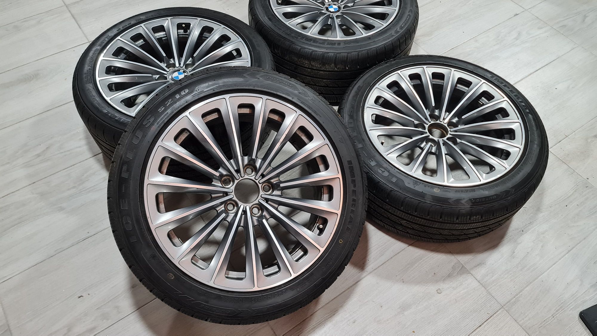 Set  roti anvelope iarna 19 BMW 245/45/19 275/40/19