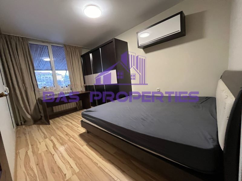 Дава се под наем Тристаен апартамент в София, Банишора - 140 кв.м за 750 € - Снимка #1