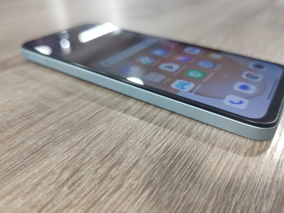 Мобилен Телефон Redmi 13 128гб/6гб