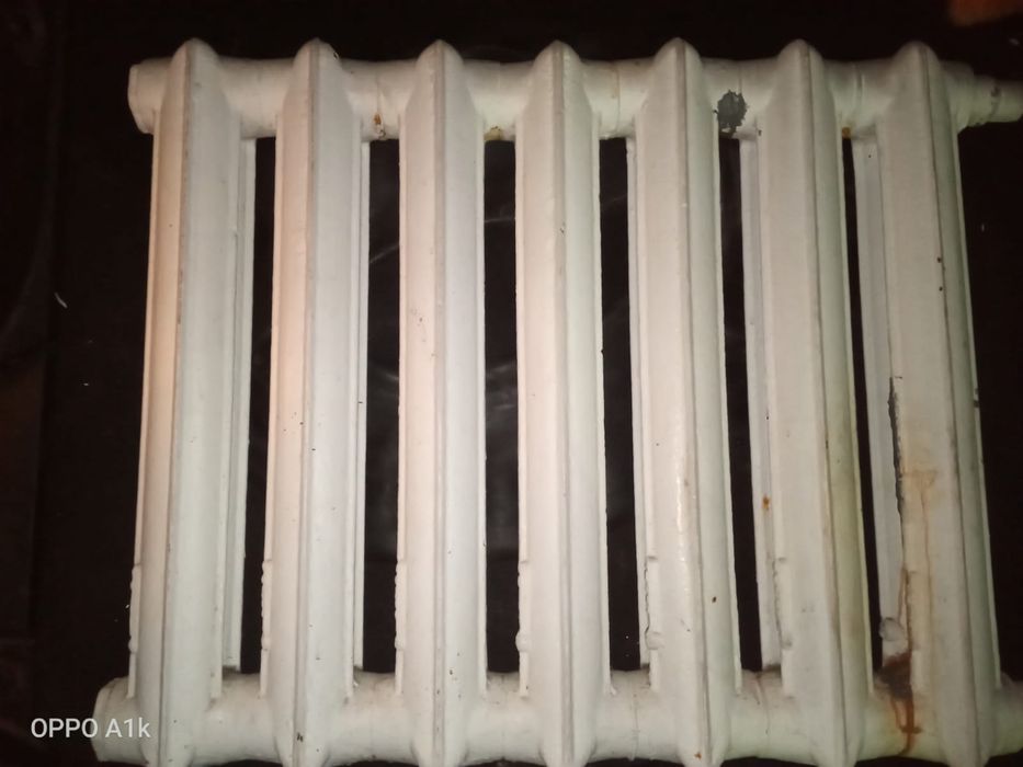 Продам батарейки. Из 7-ми 6-секция рабочая.