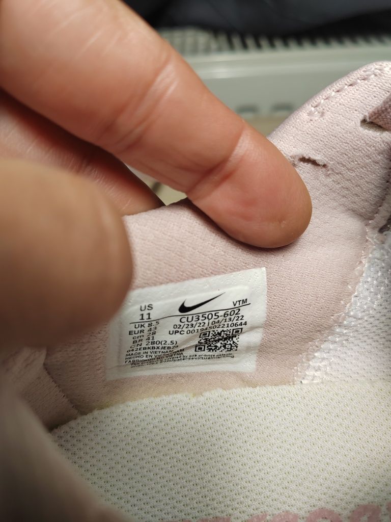 Nike Renew, originali, noi, mărimi 43 și 43 1/2