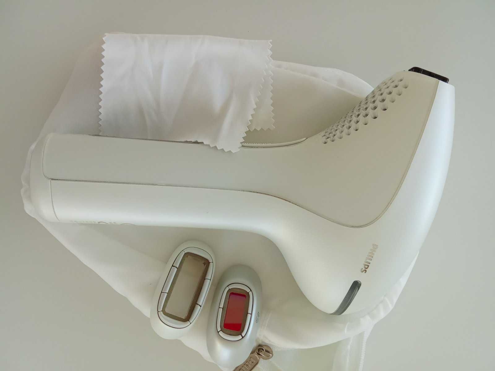 Фотоепилатор за обезкосмяване със SenseIQ Philips Lumea IPL 9900
