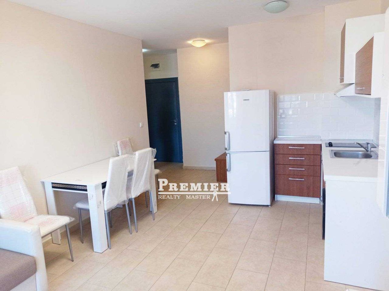 Продава се Двустаен апартамент в к.к. Слънчев бряг - 82 кв.м за 952 €/кв.м - Снимка #5