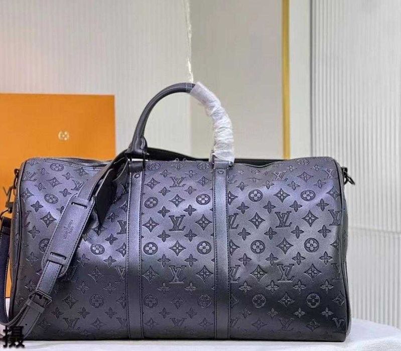 Louis Vuitton Travel Bag *ОРИГИНАЛНА*