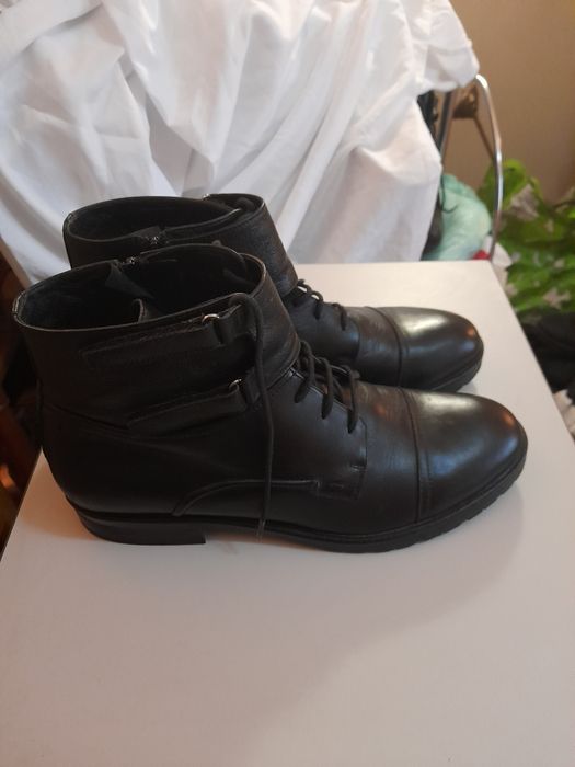 Черни модерни ботуши №45 STRELLSON  швейцарски, хубава естествена кожа