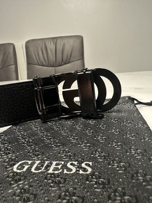 Curea Guess noua