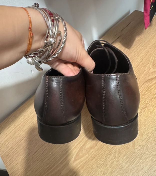 Pantofi barbatesti de piele Zara