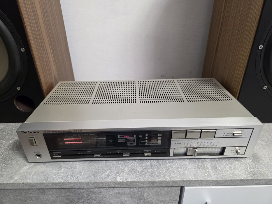 Amplificator Technics SU-Z35