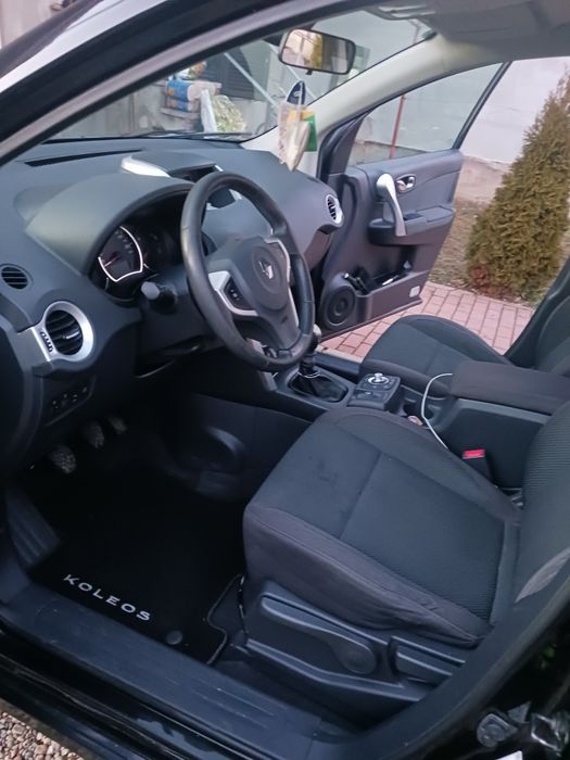 Vând Renault koleos 2011