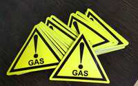 Наклейка знак GAS на авто