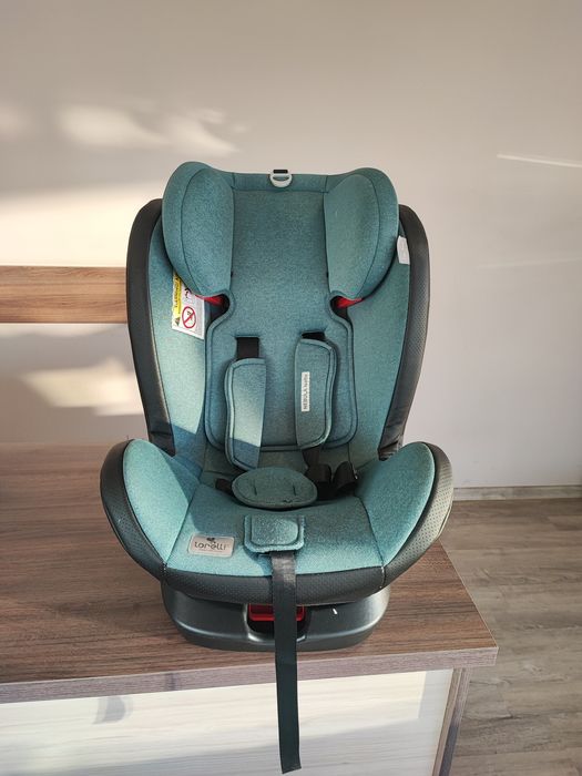 детско столче за кола с изофикс