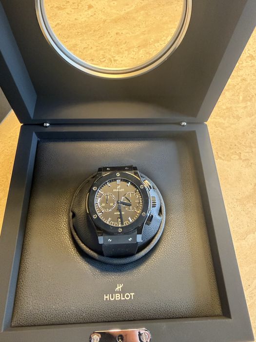 Часовни Hublot