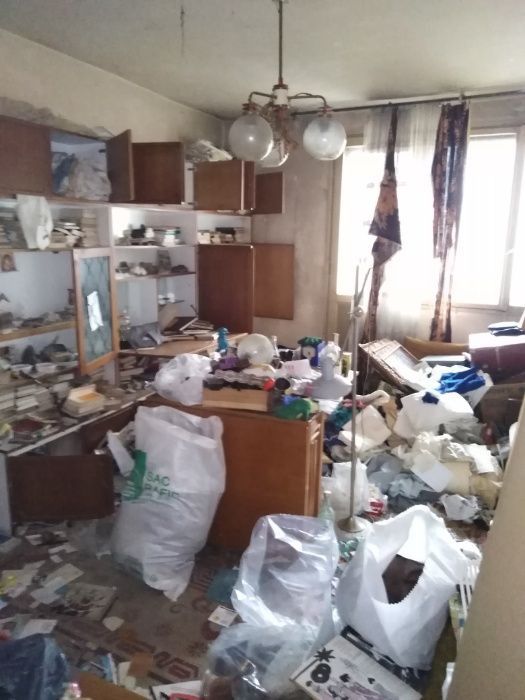 Debarasari locuințe mobila veche Transport  moloz gunoi moluz deseuri