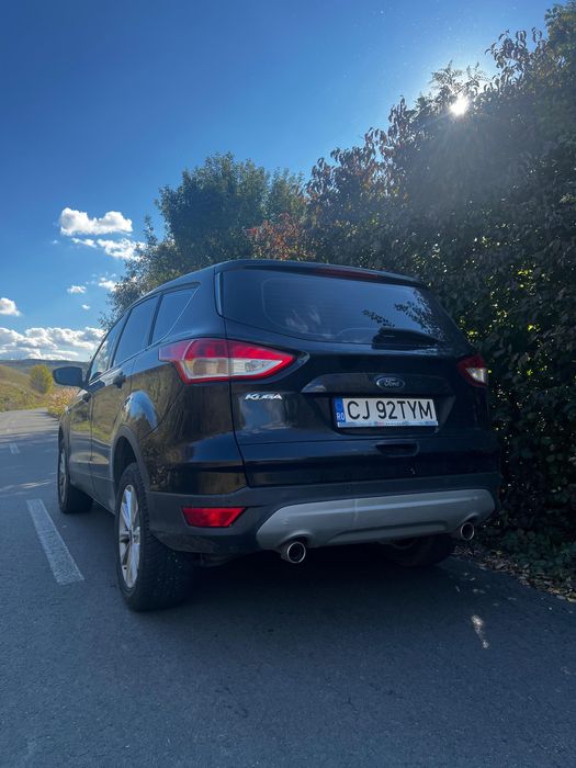 Vând Ford Kuga 2