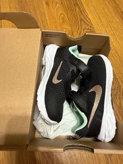 Детски маратонки NIKE REVOLUTION 6 NN TDV