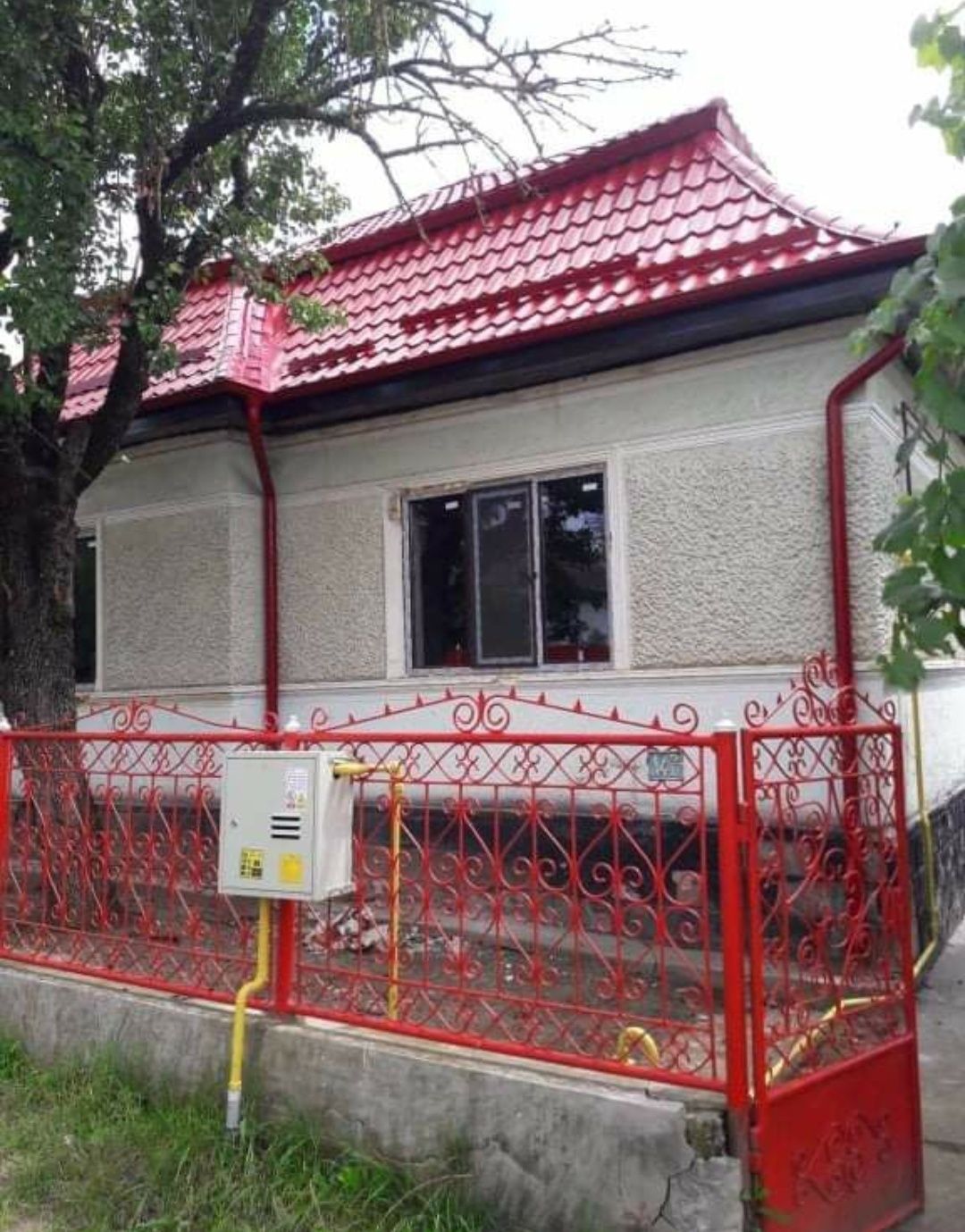 Meseriași acoperisuri,dulgherie, mansardari, reparatii