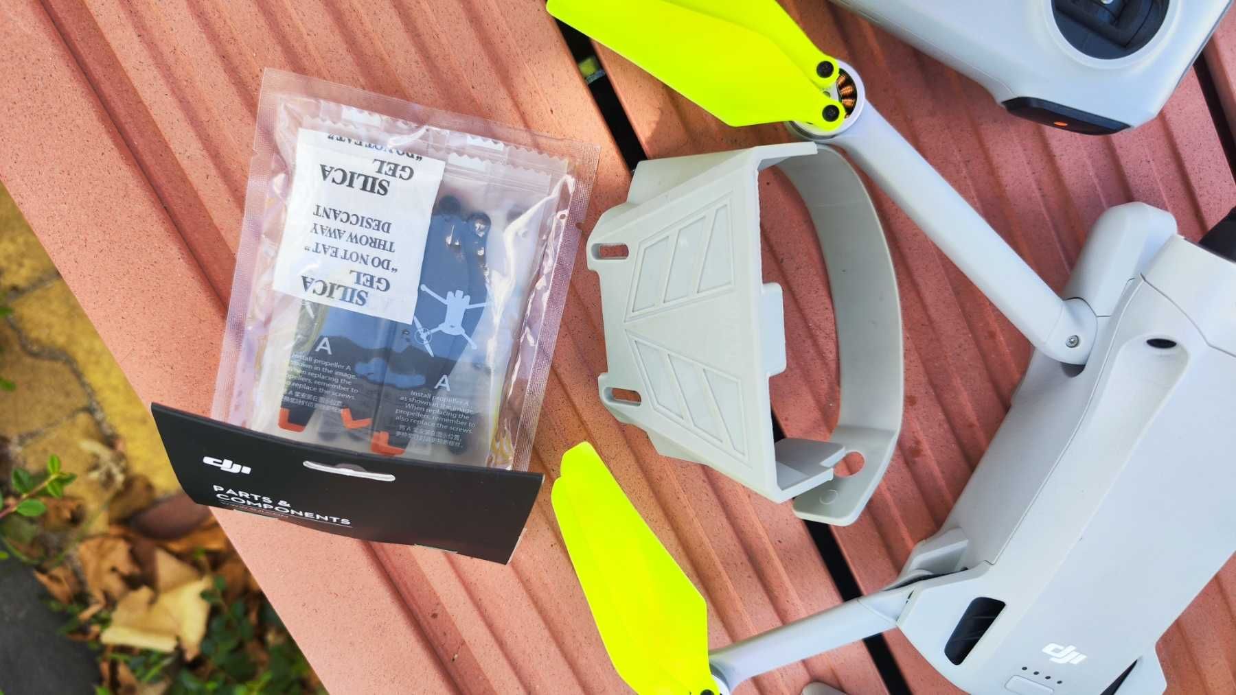Продавам дрон DJI Mini 3 pro с аксесоари