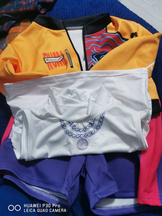 Vând costum pentru fetite 150 cm Rumi Kpop Huntrix