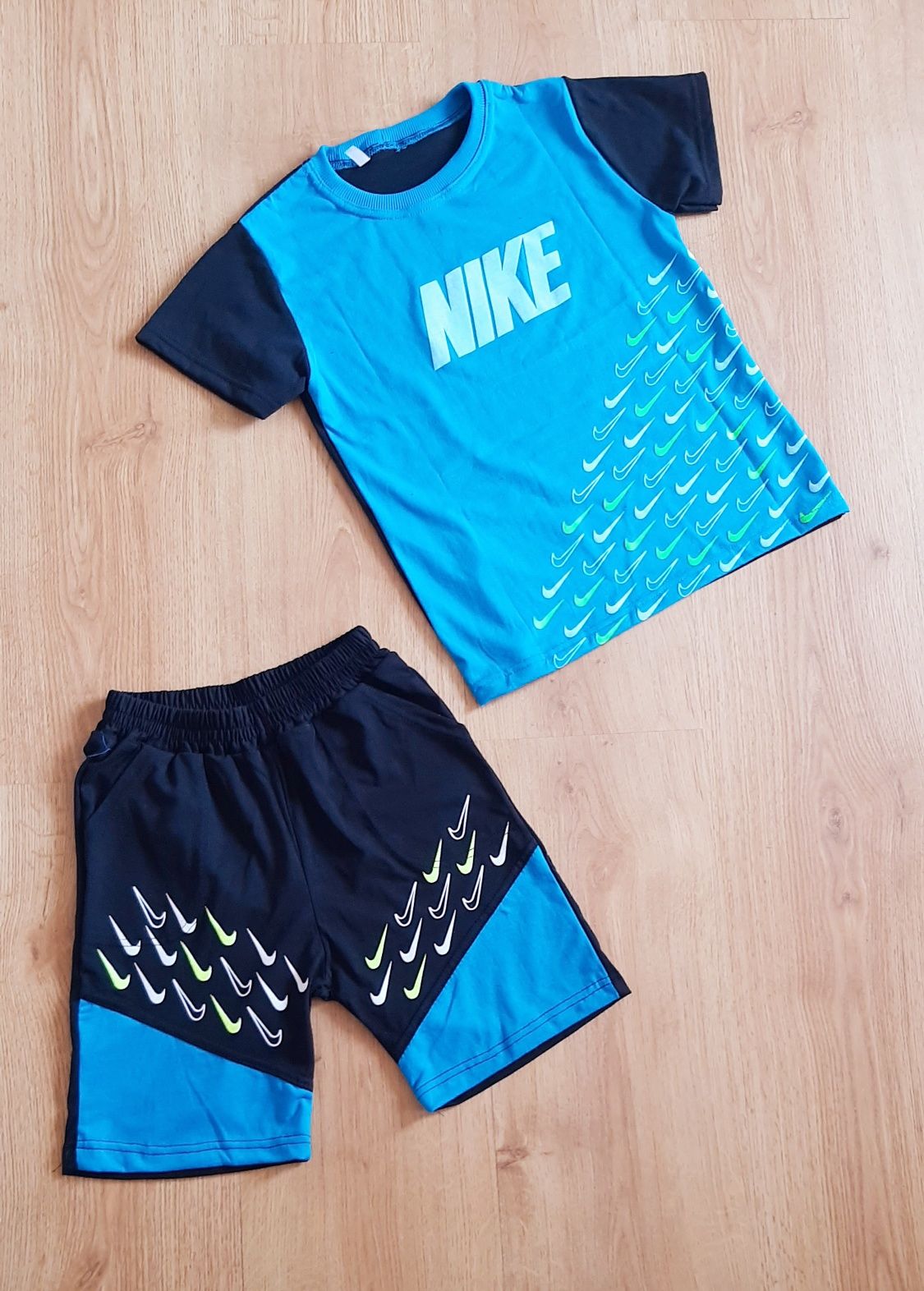 Детски екипи Nike и Adidas