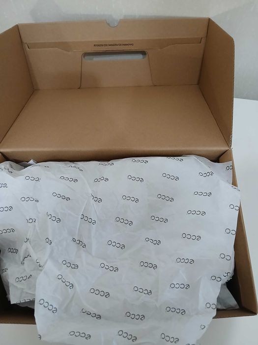 Обувки Ecco, нови, естествена кожа, 43 номер