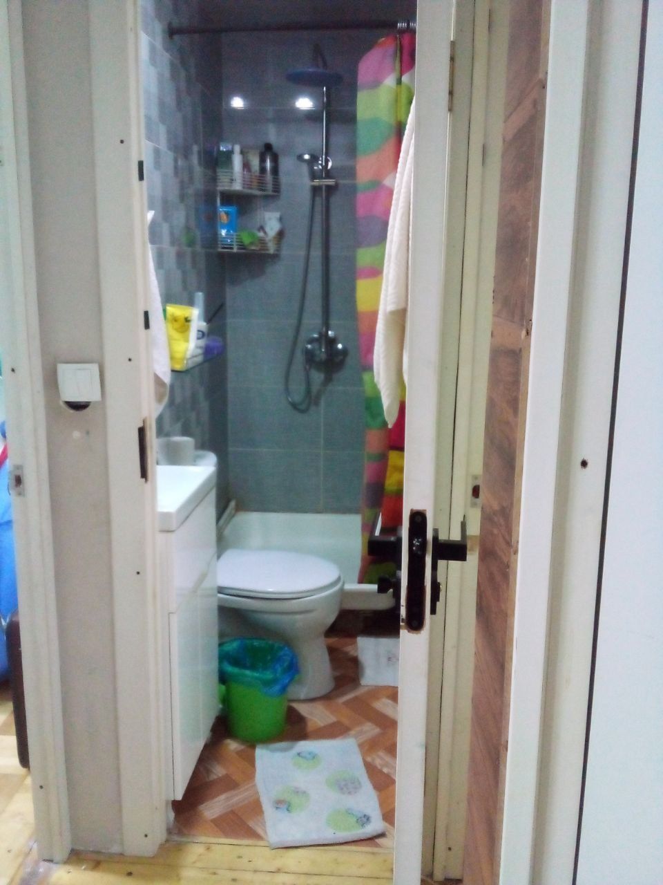 Дом продаётся,два этажа +подвал,уличный подвал.120кв.