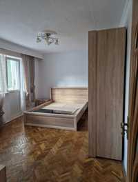 Vând apartament 2 camere zona George Enescu