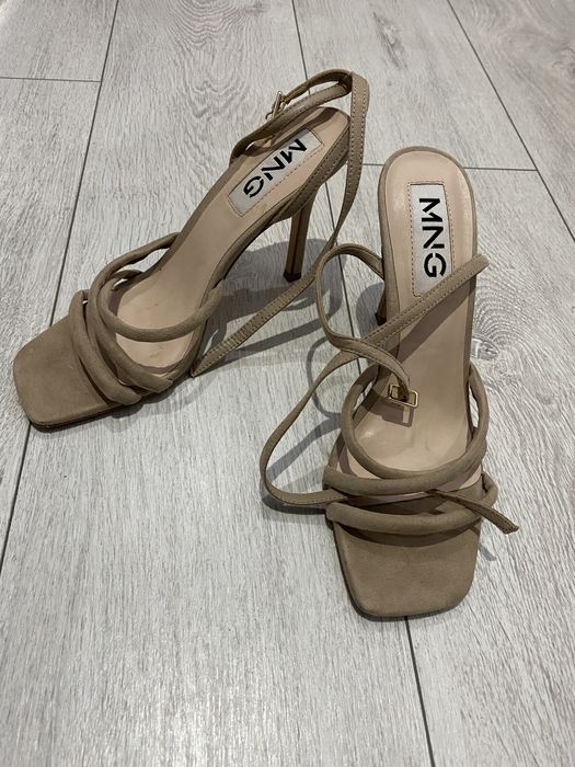 Sandale MNG.