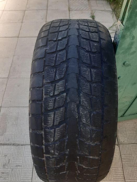 Продам покрышку на запаску dunlop