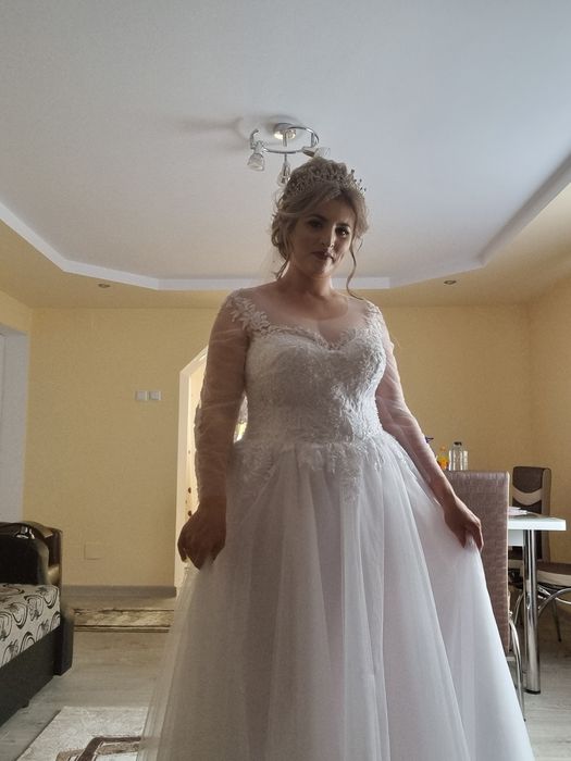 Vând rochie mireasa