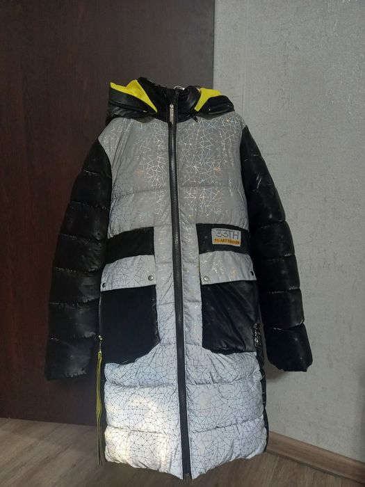 Продам зимнюю куртку.