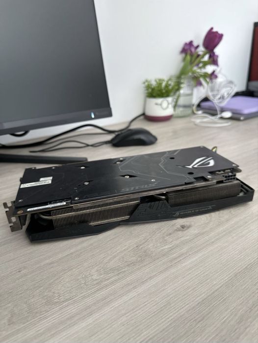 Asus ROG Strix Radeon RX 580 8GB 256-bit – Ideală pentru Gaming!