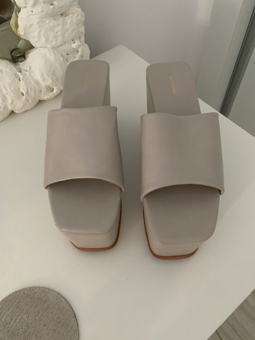 prettylittlething platforme sandale