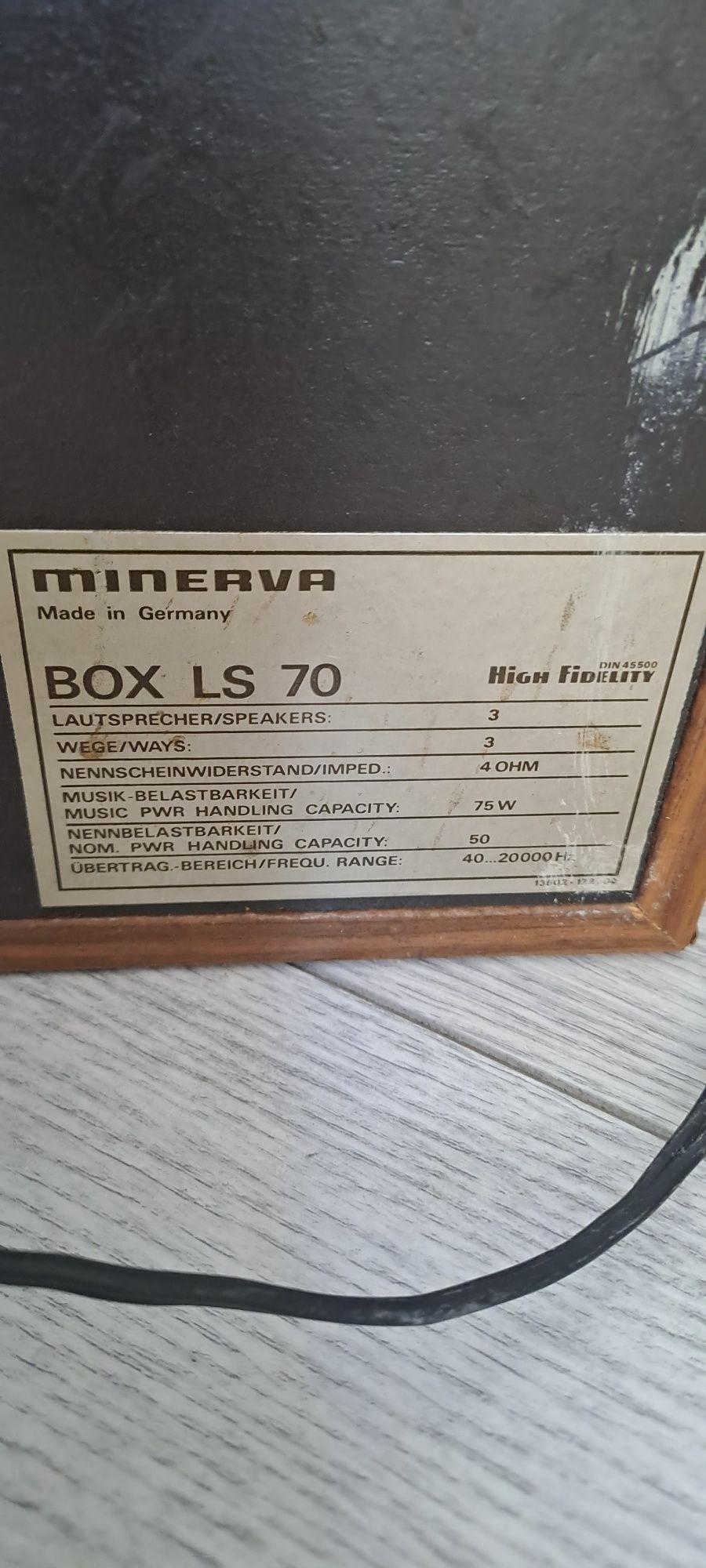 Grundig Box 650 b и Minerva Box LS 70