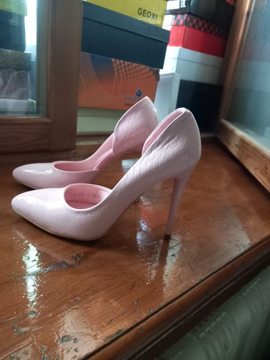 Туфли очень нежные