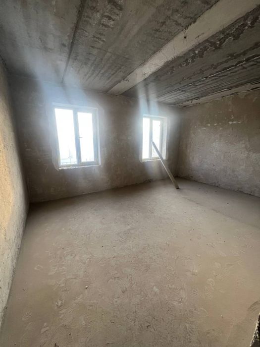 Arzon 2 xonalik karopka sotiladi