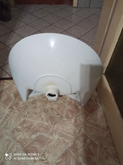 Мивка за баня, бяла