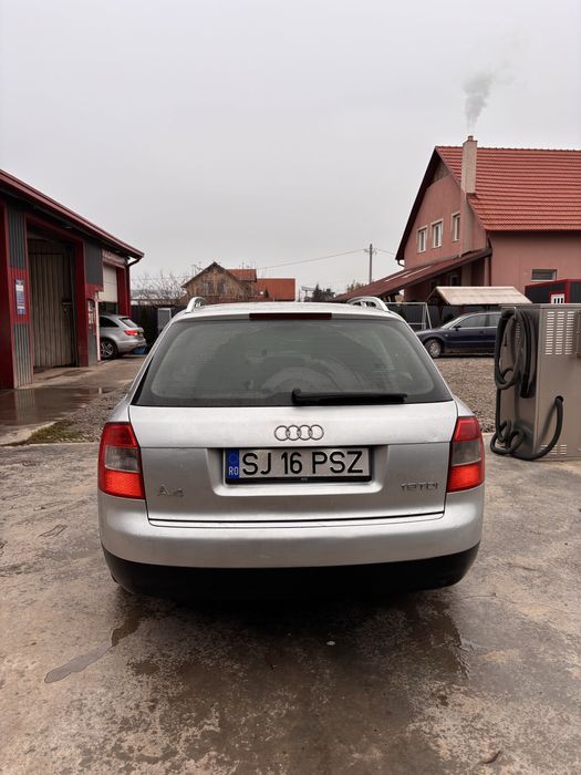 Vând audi a4 b6 1.9
